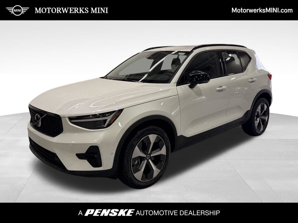 Used 2026 Volvo XC40 B5 Plus