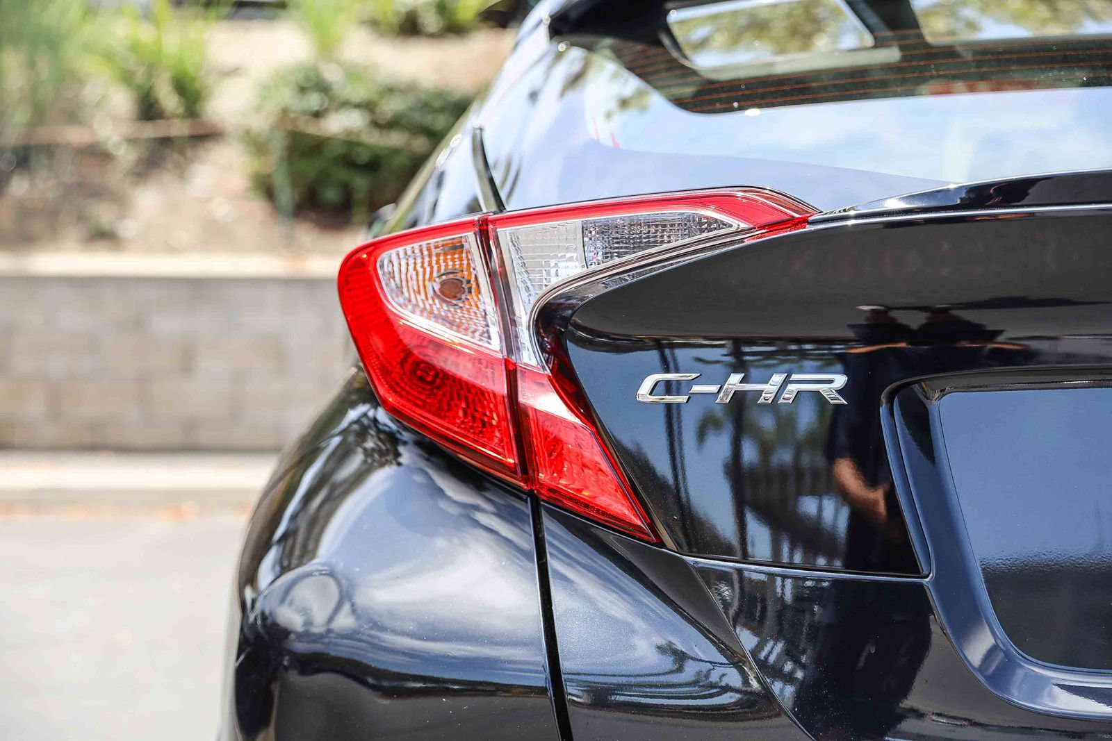 Certified 2021 Toyota C-HR LE FWD image 7