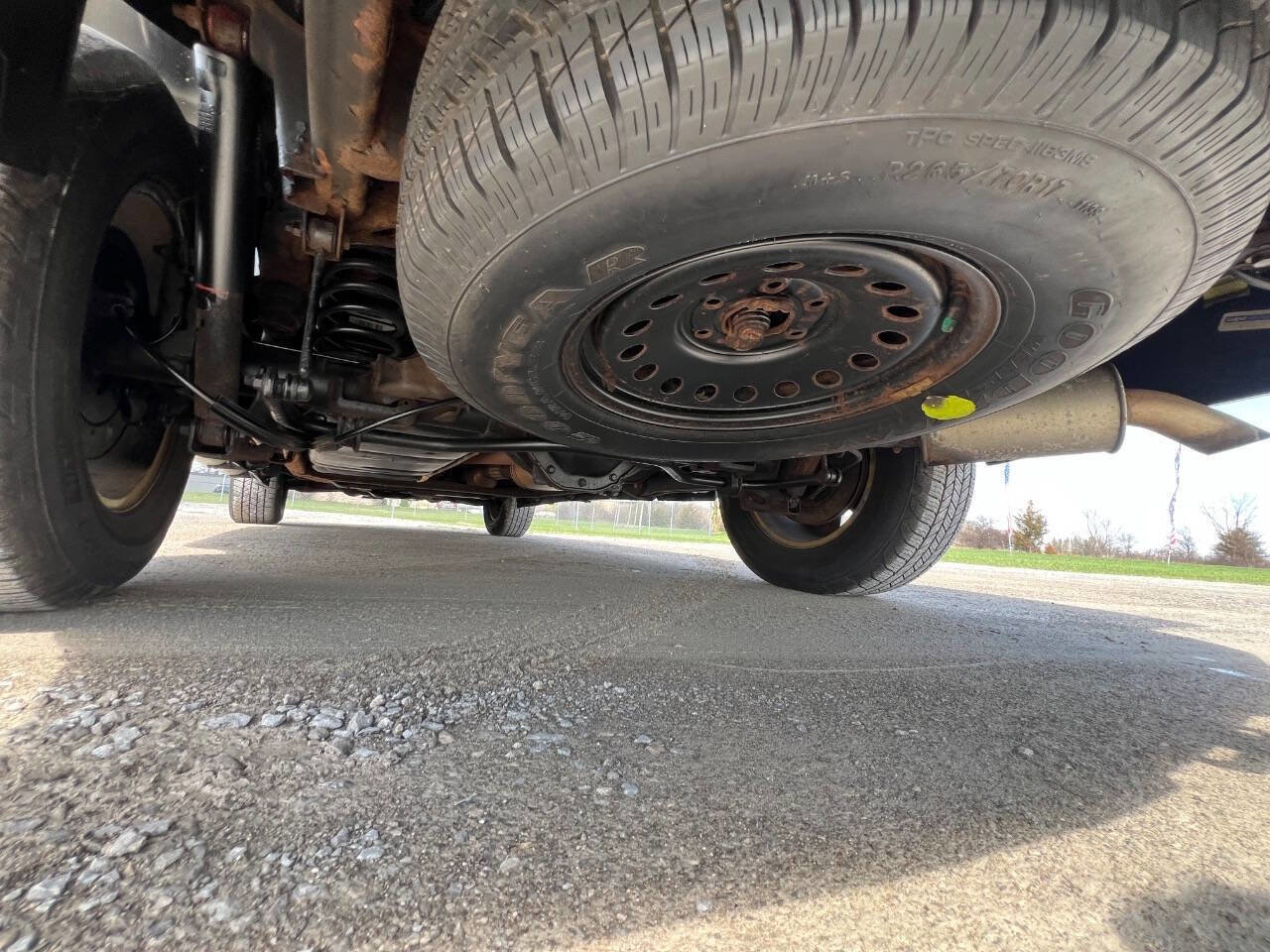 Used 2011 Chevrolet Suburban LT image 23