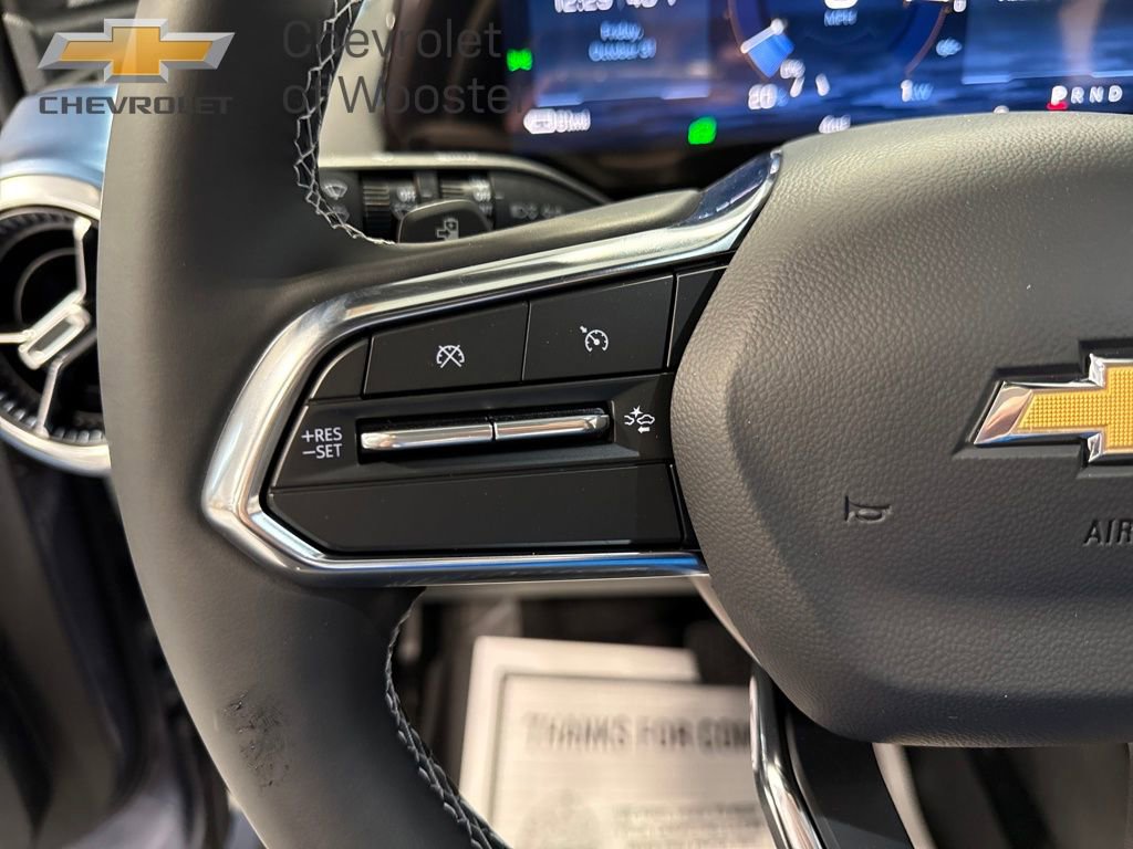 New 2026 Chevrolet Equinox EV LT image 17