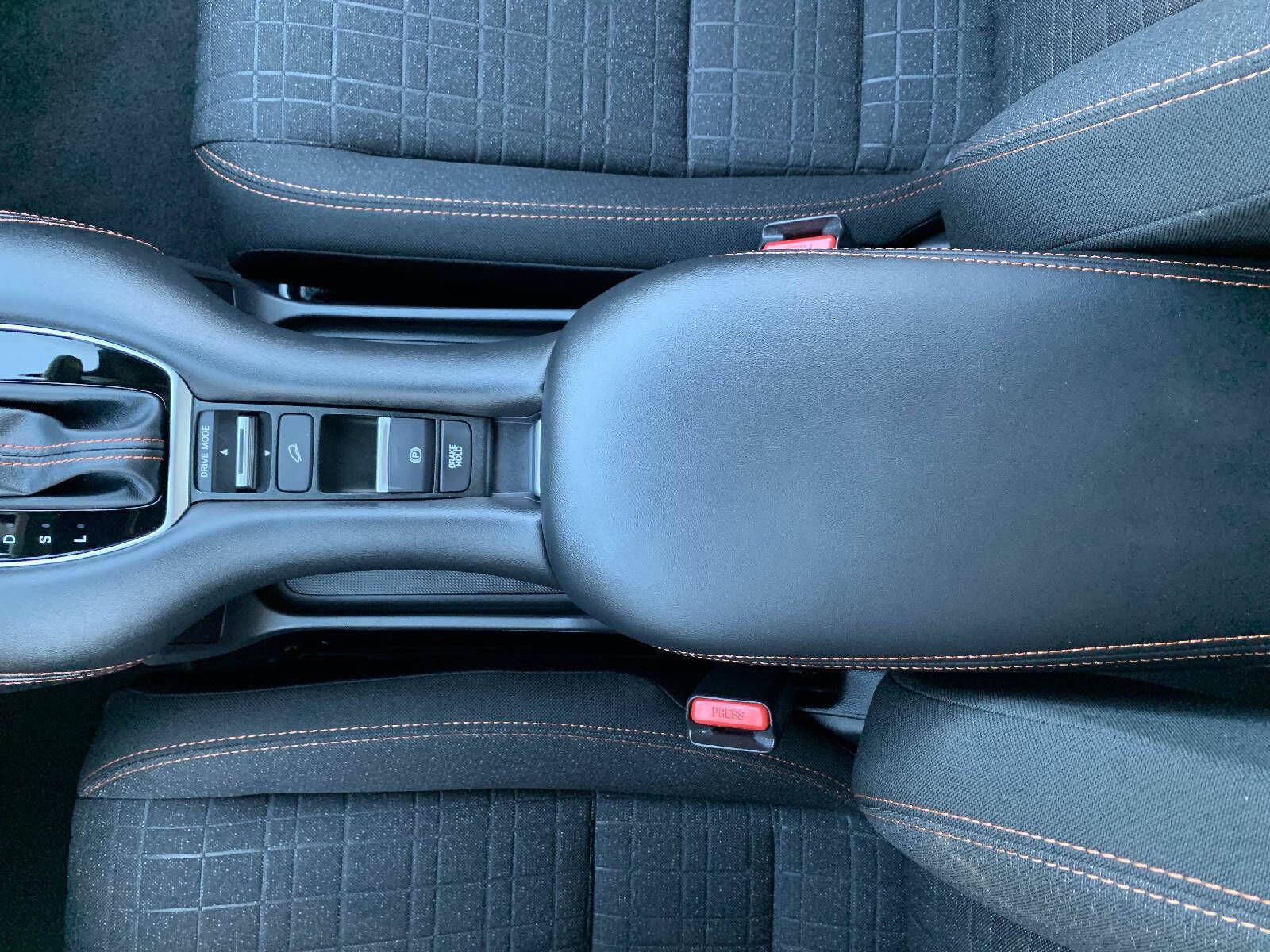Certified 2025 Honda HR-V Sport image 25