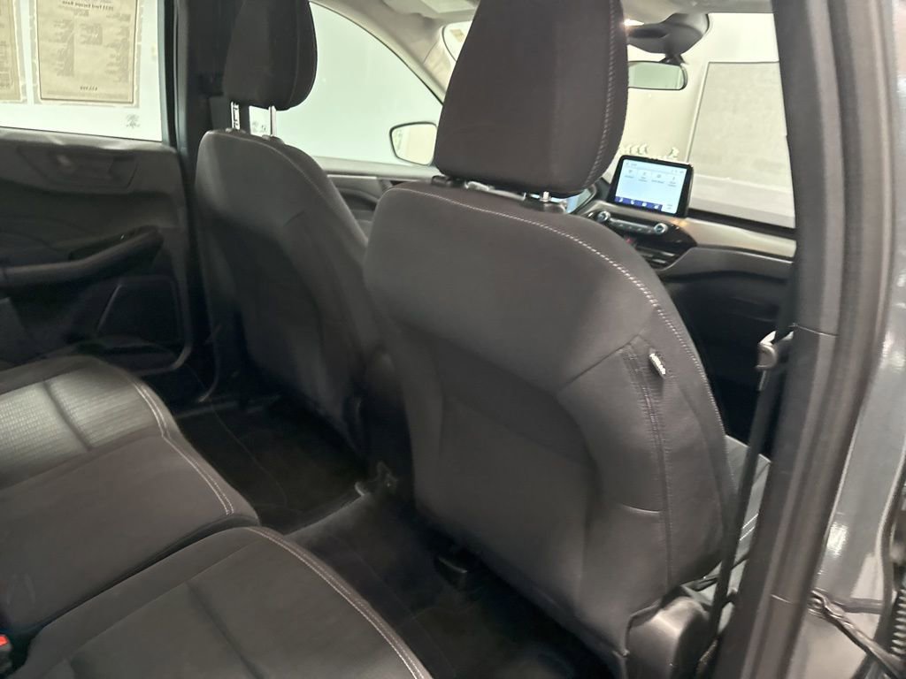 Used 2023 Ford Escape AWD image 48