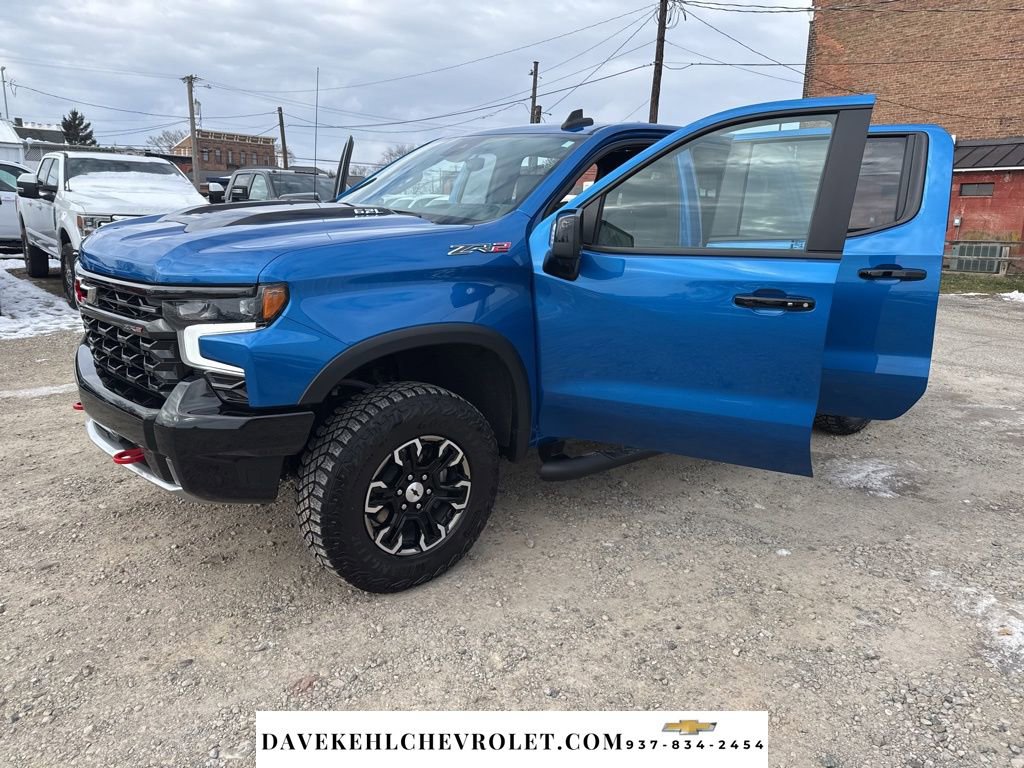 Used 2022 Chevrolet Silverado 1500 ZR2 w/ Technology Package image 28