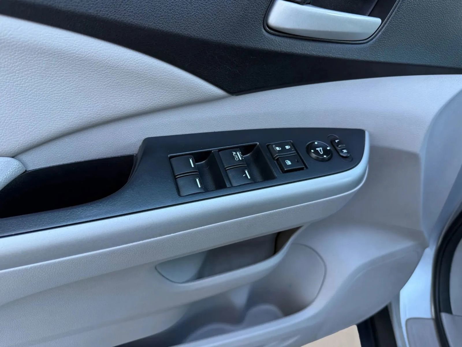 Used 2014 Honda CR-V EX-L image 9