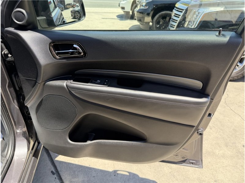 Used 2020 Dodge Durango R/T w/ Blacktop Package RWD image 35