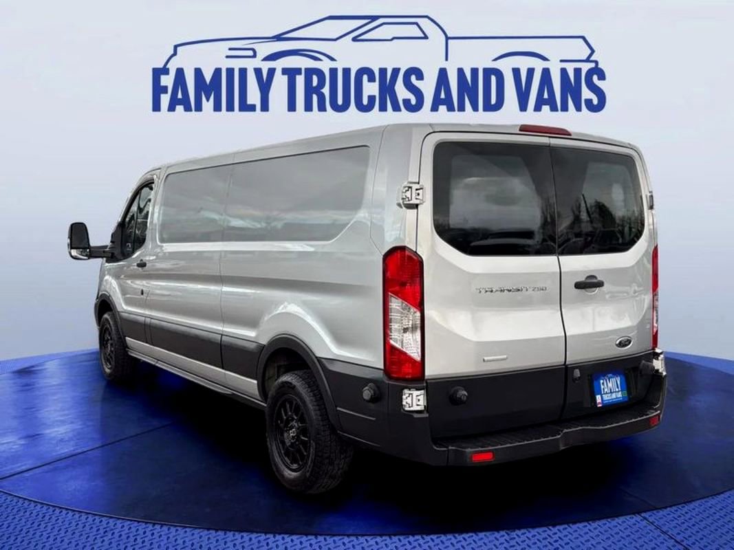 Used 2016 Ford Transit 250 148 Low Roof image 3