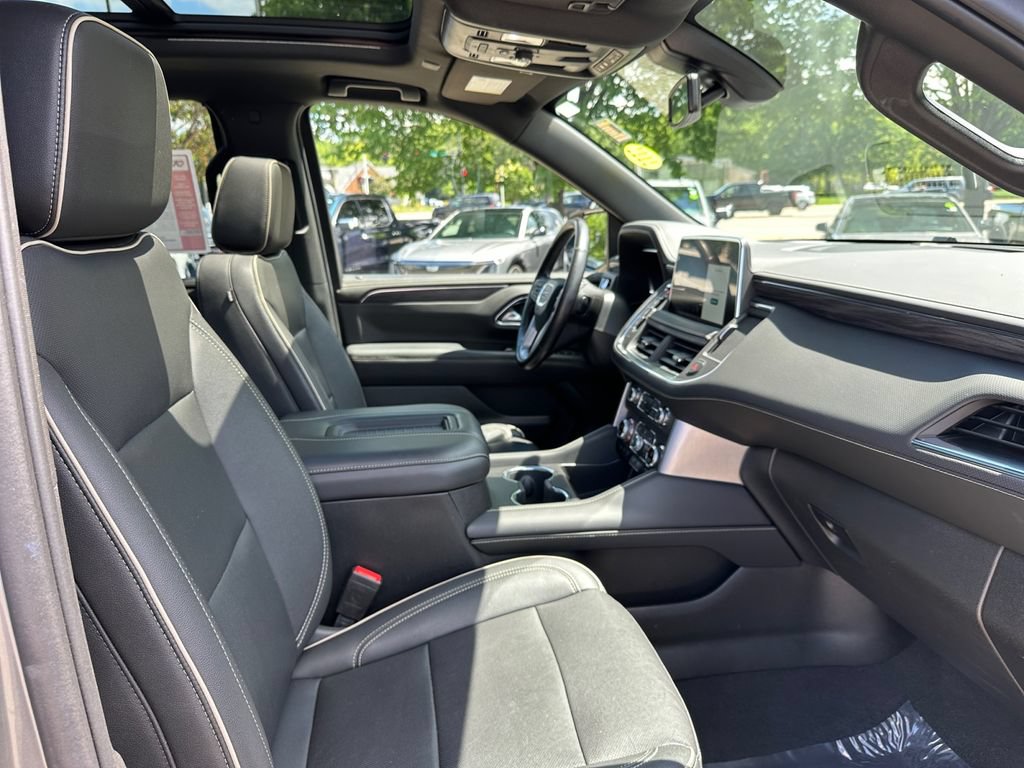 Used 2022 GMC Yukon SLT w/ SLT Premium Package AWD/4WD image 51