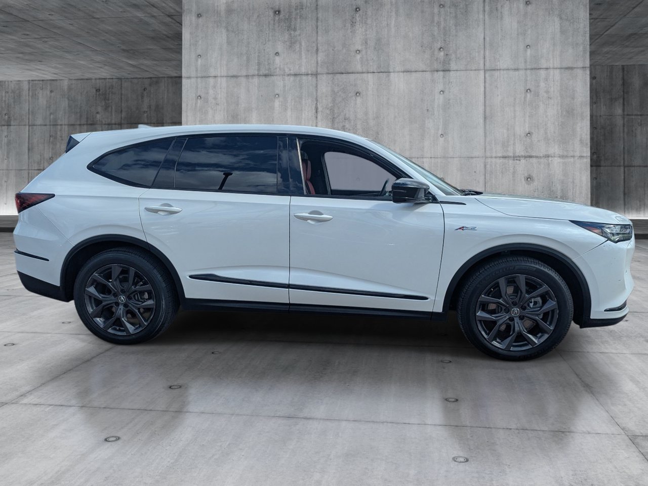 Used 2022 Acura MDX A-Spec AWD/4WD image 6