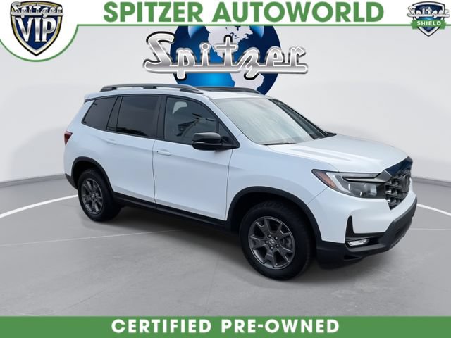 Used 2024 Honda Passport TrailSport image 3