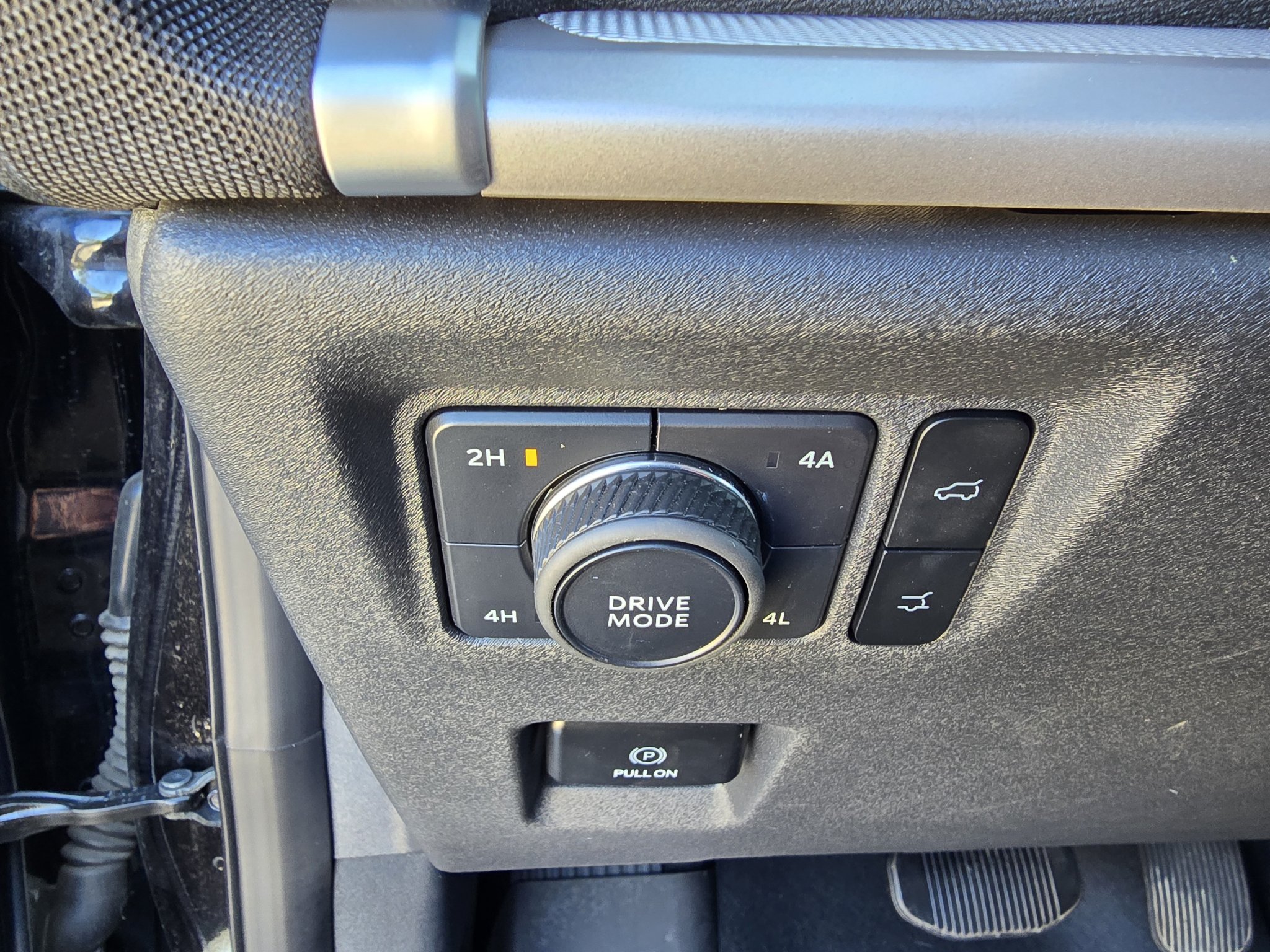 Used 2025 Ford Expedition Max Active AWD/4WD image 19