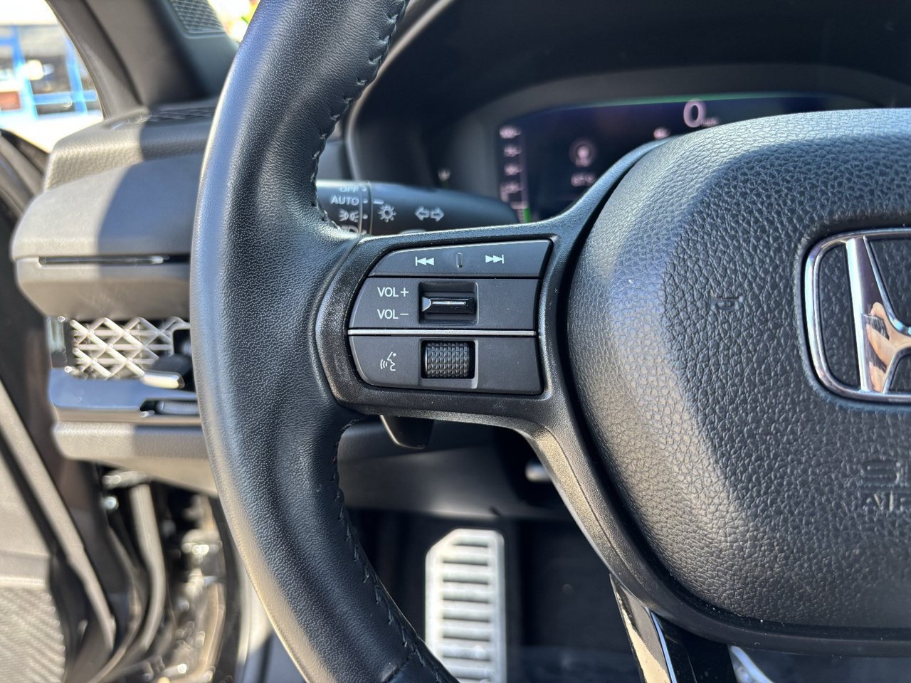 Certified 2024 Honda Accord Sport image 26