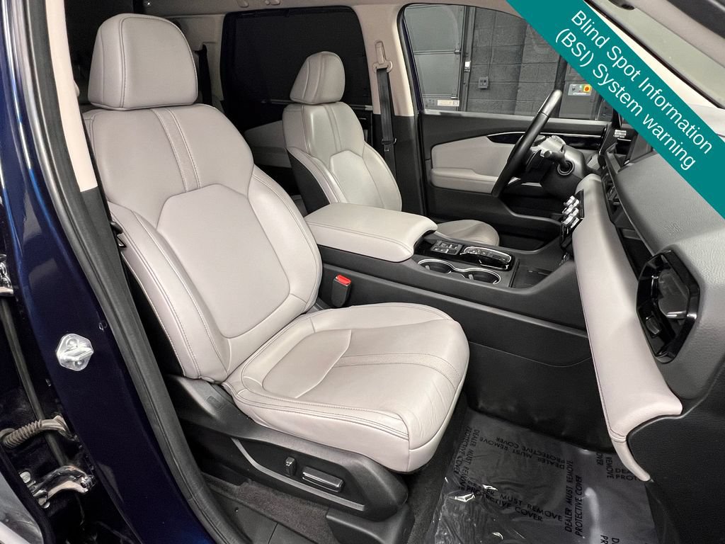 Used 2023 Honda Pilot Touring image 8