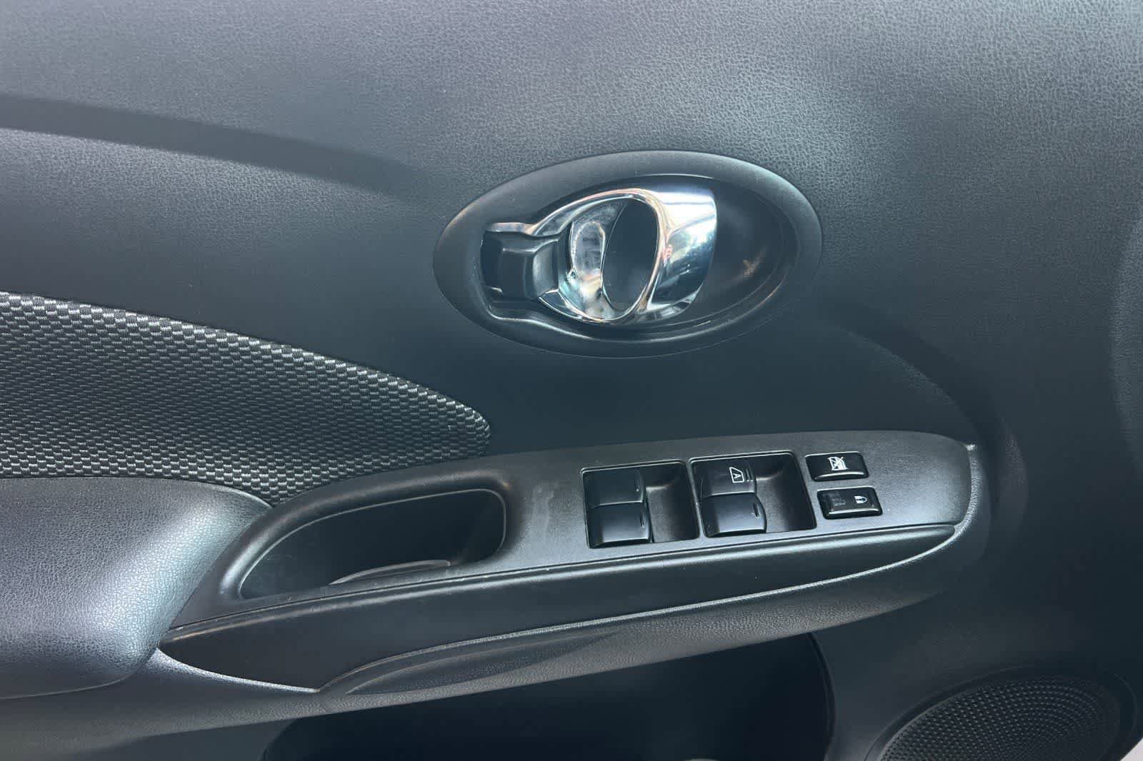 Used 2018 Nissan Versa SV FWD image 13