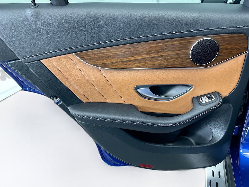 Used 2023 Mercedes-Benz GLC 300 4MATIC Coupe image 24