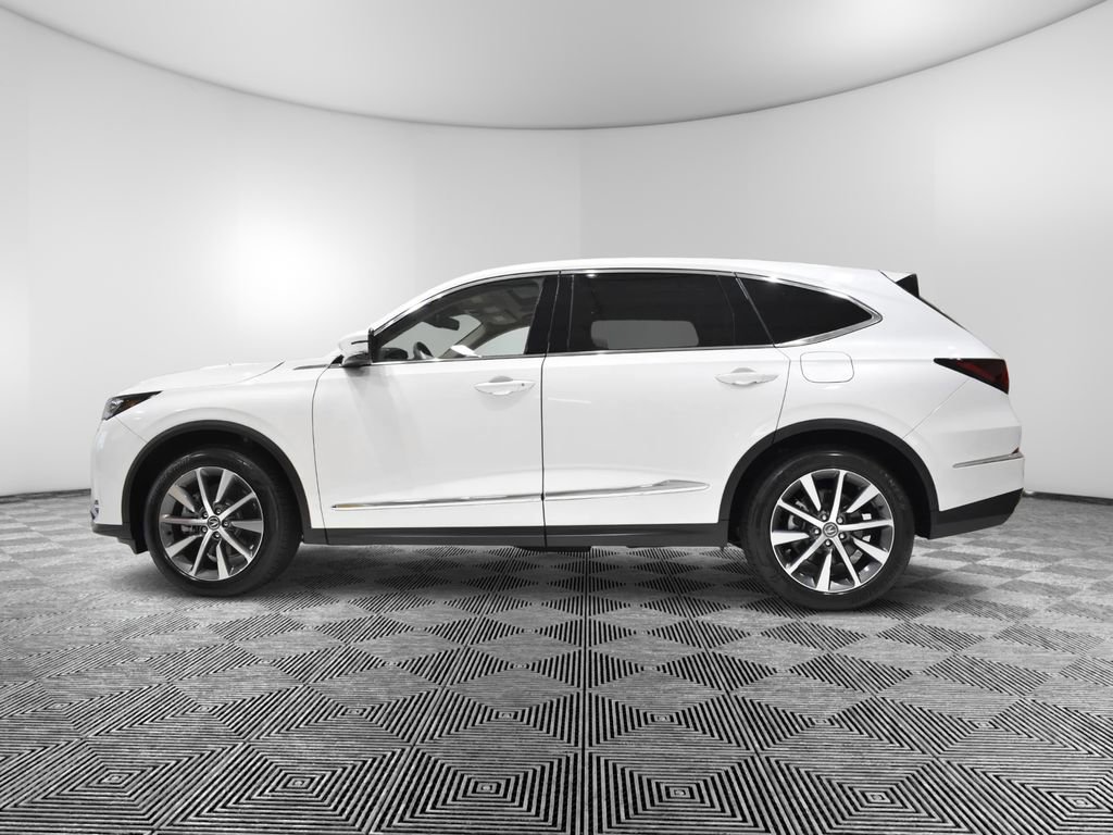Used 2025 Acura MDX SH-AWD w/ Technology Package image 2