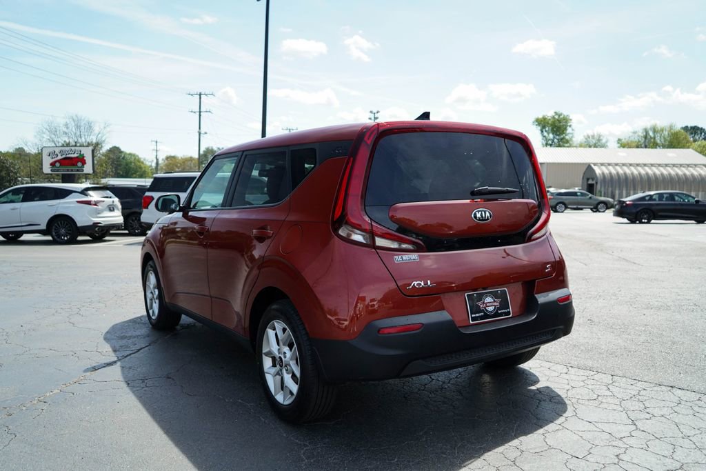 Used 2020 Kia Soul S image 3