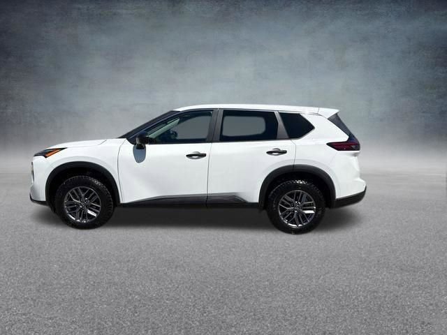 Used 2024 Nissan Rogue S AWD/4WD image 12