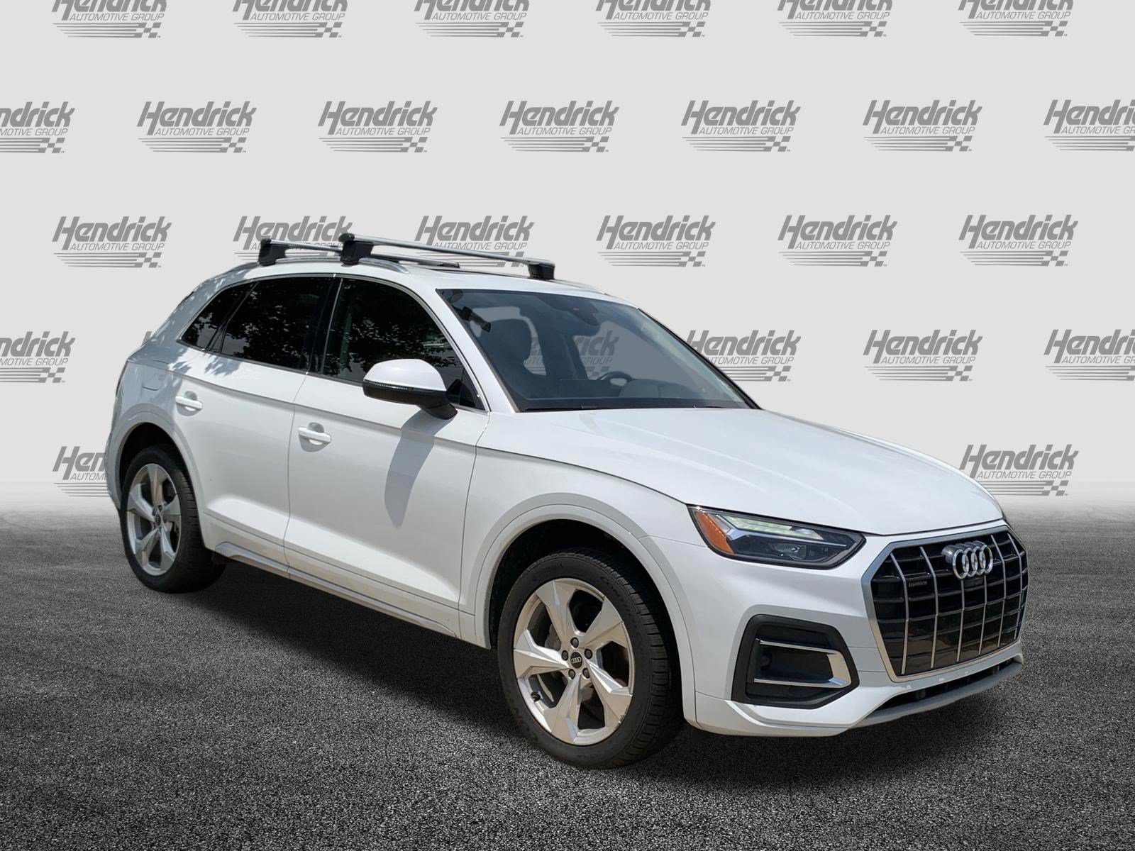 Used 2021 Audi Q5 2.0T Premium Plus w/ Premium Plus Package AWD/4WD image 2