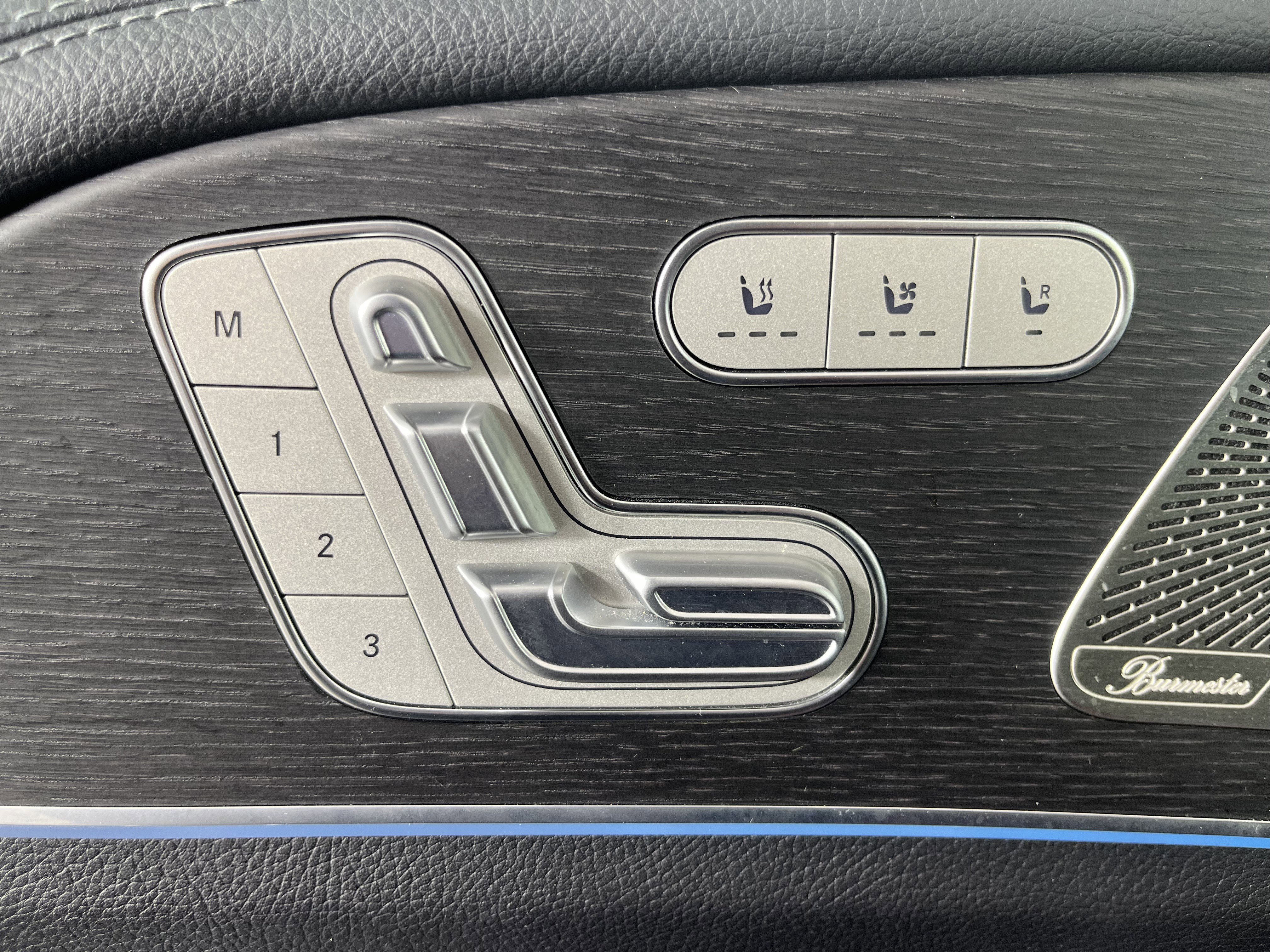 Used 2022 Mercedes-Benz GLE 350 4MATIC image 23