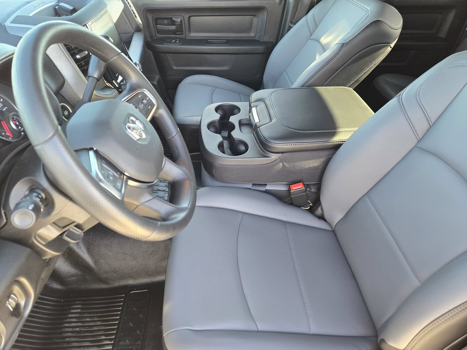 New 2026 RAM 5500 Tradesman w/ Chrome Appearance Group AWD/4WD image 14
