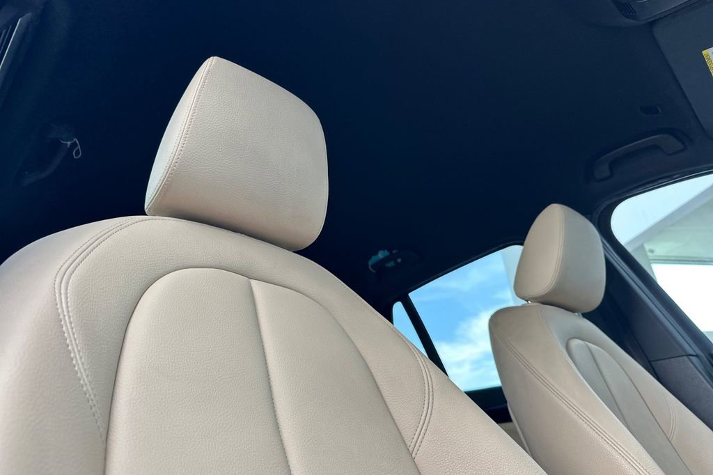 Used 2018 BMW X1 xDrive28i image 18