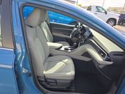 Used 2023 Toyota Camry SE image 3