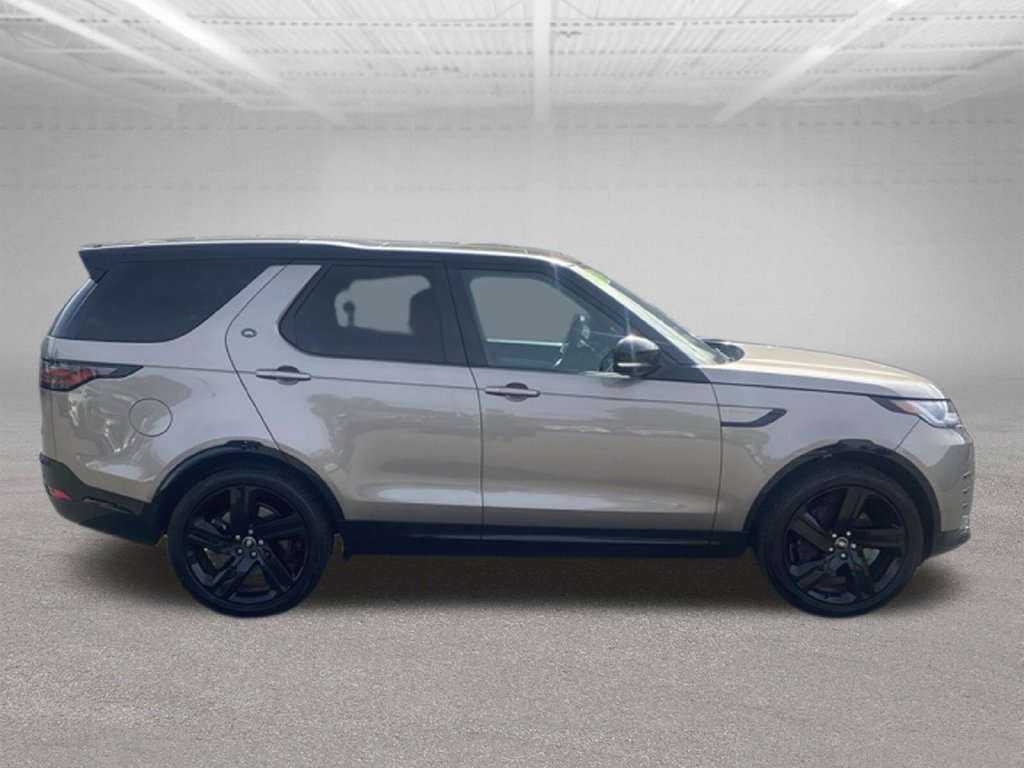 Used 2025 Land Rover Discovery Dynamic SE AWD/4WD image 6