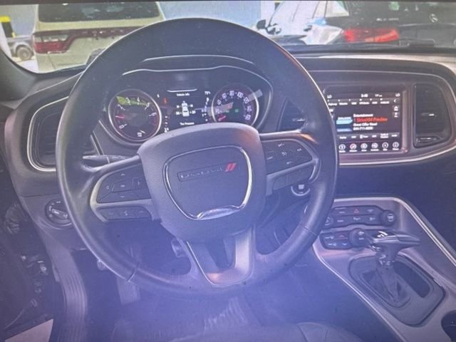 Used 2019 Dodge Challenger SXT w/ Plus Package image 6
