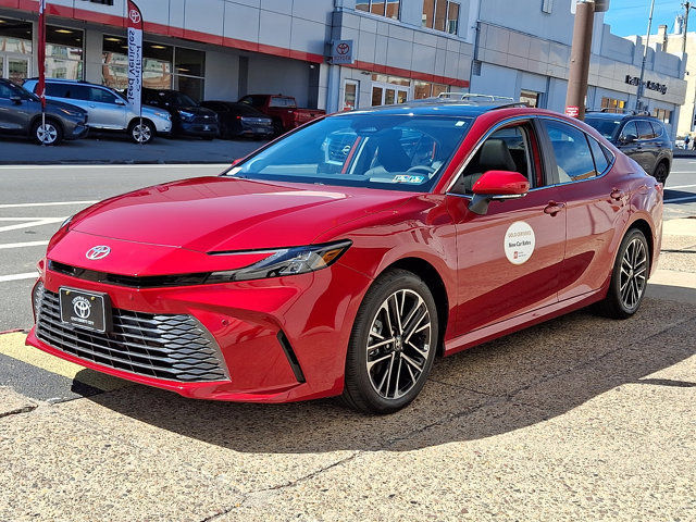 Used 2026 Toyota Camry XLE w/ Premium Plus Package image 3