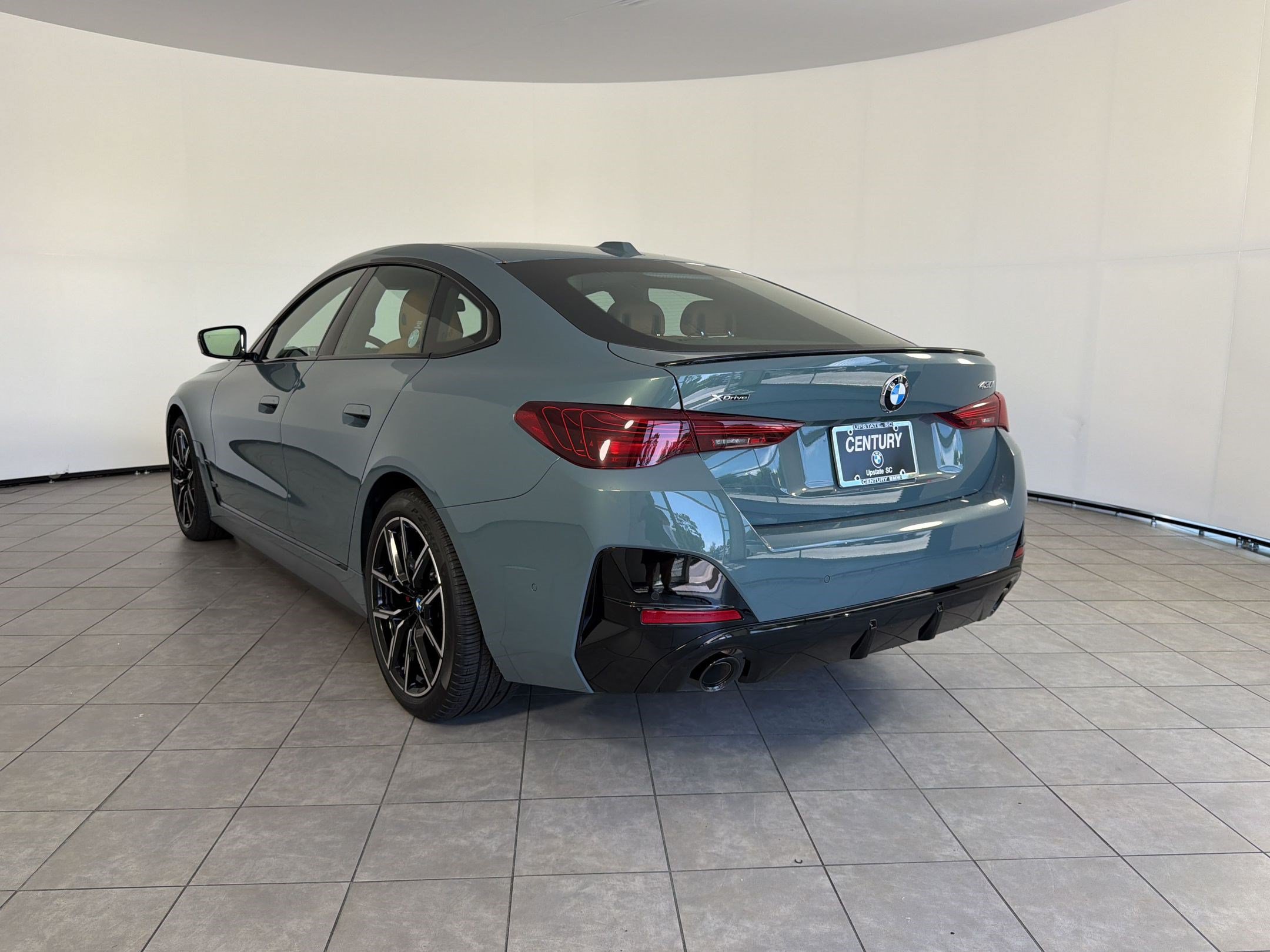 New 2026 BMW 430i xDrive w/ M Sport Package AWD/4WD image 3