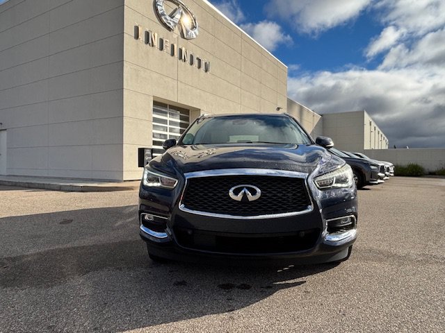 Used 2017 INFINITI QX60 Luxe AWD/4WD image 4