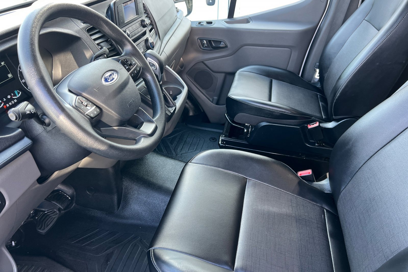 Used 2022 Ford Transit 350 HR Ext HD image 10