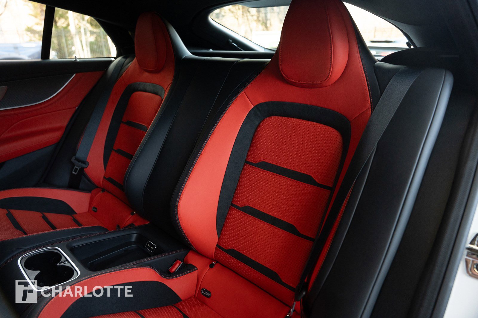 Used 2024 Mercedes-Benz AMG GT 63 image 32