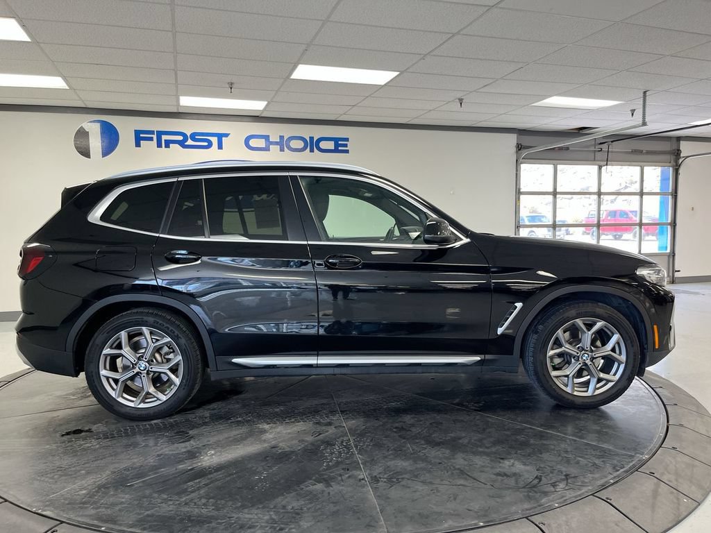 Used 2024 BMW X3 xDrive30i AWD/4WD image 9