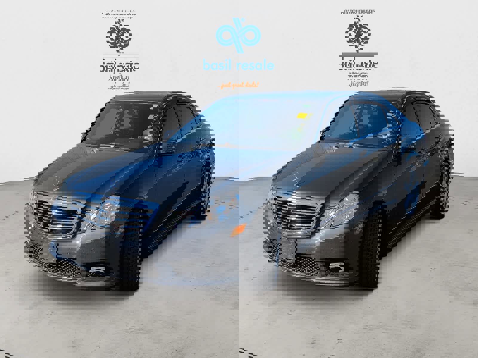 Used 2011 Mercedes-Benz E 350 Sedan image 4