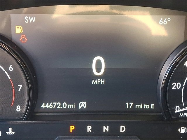 Used 2022 Lincoln Corsair Standard w/ Equipment Group 101A image 21