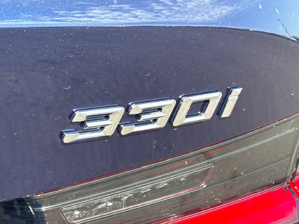 New 2026 BMW 330i Sedan w/ Premium Package RWD image 9