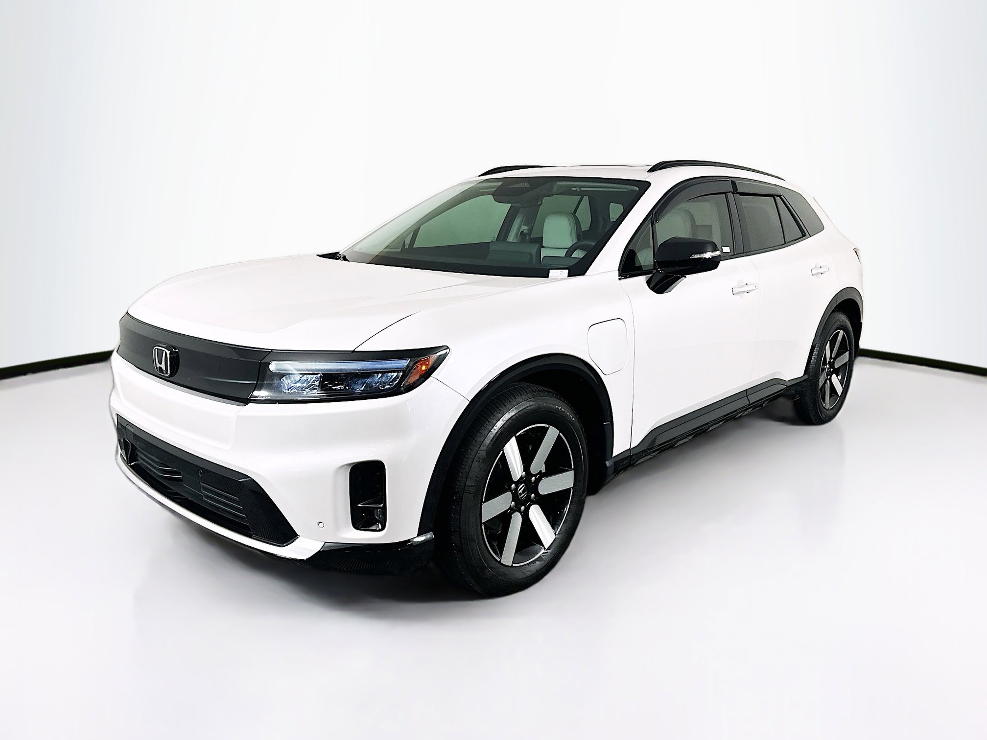 Used 2025 Honda Prologue Touring image 3