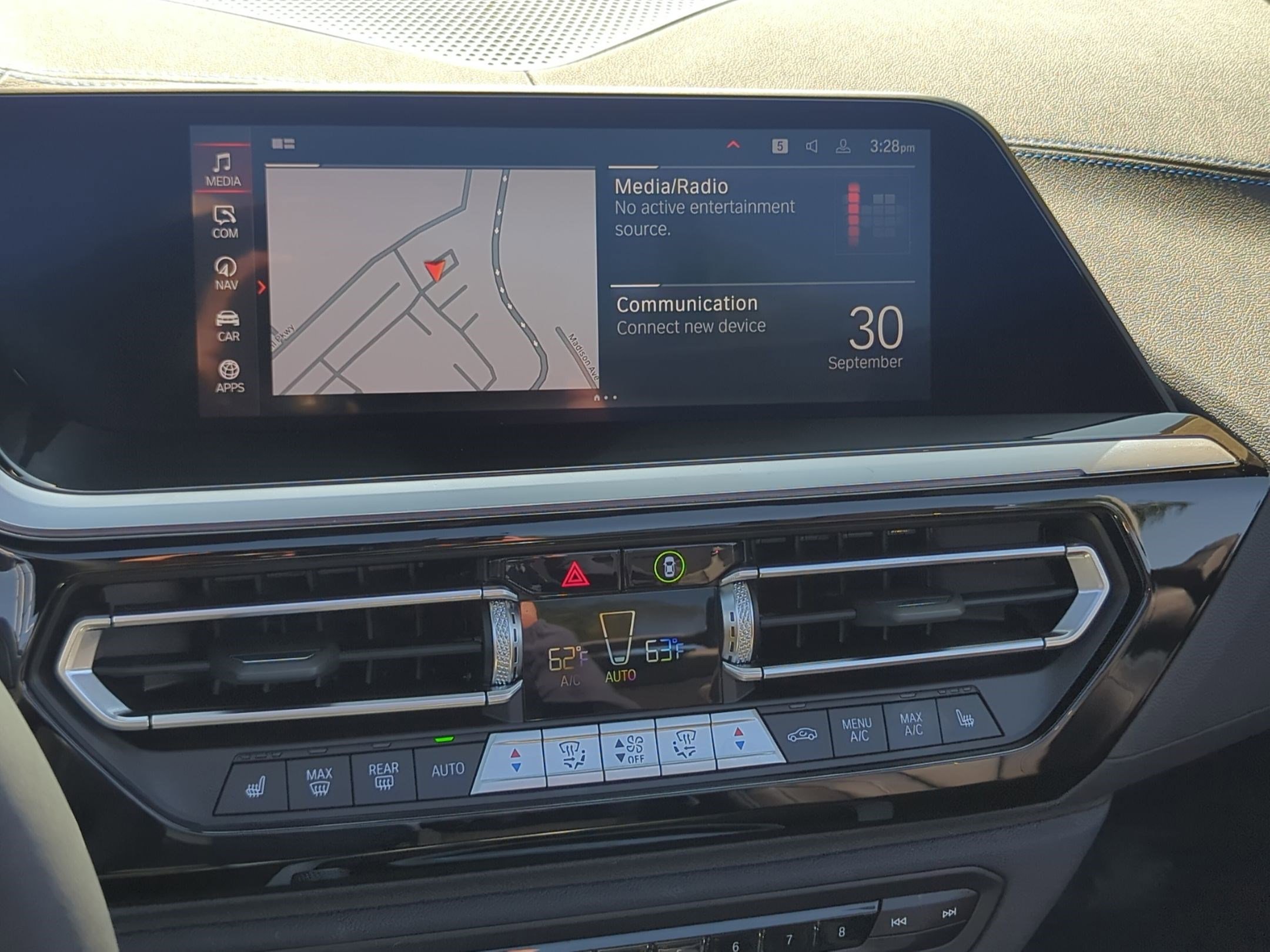 Certified 2024 BMW Z4 M40i w/ Premium Package image 23