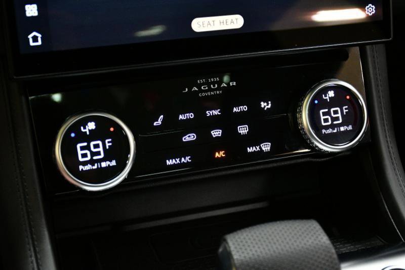 Used 2023 Jaguar F-PACE SVR AWD/4WD image 35
