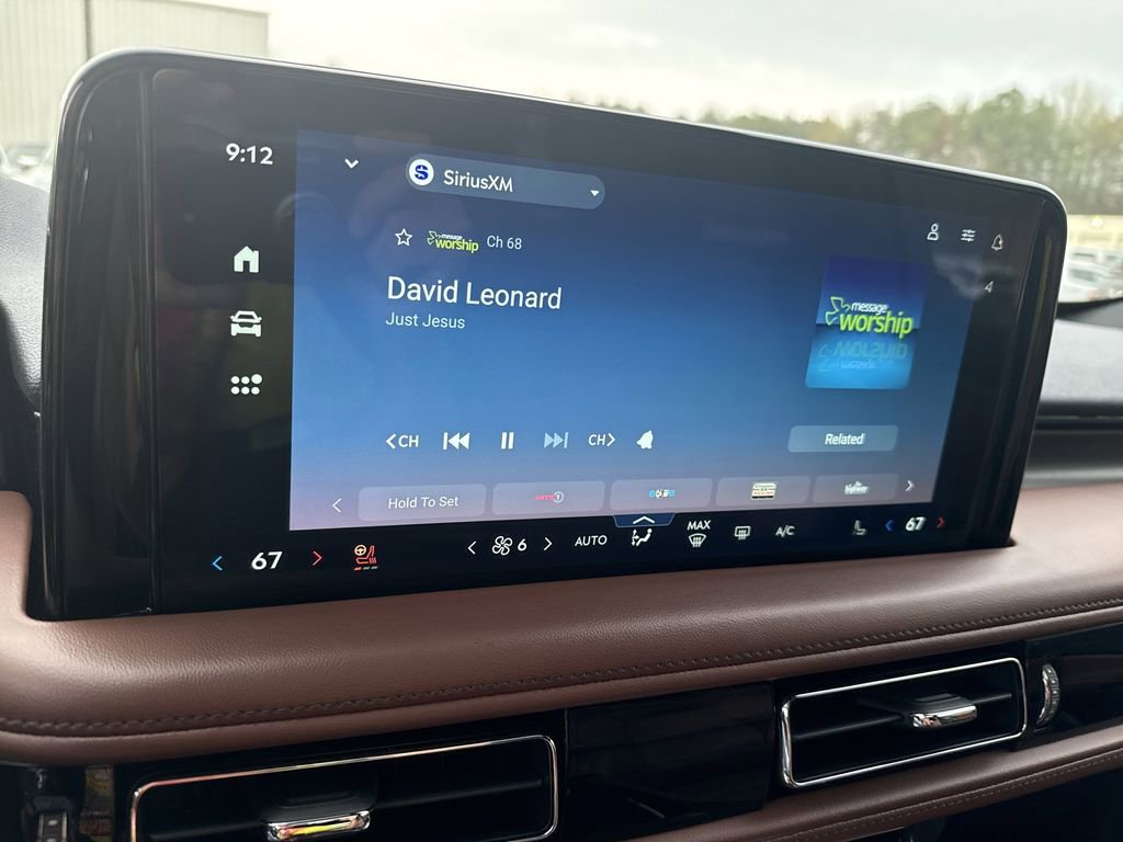 Used 2025 Lincoln Aviator Reserve w/ Equipment Group 201A AWD/4WD image 30