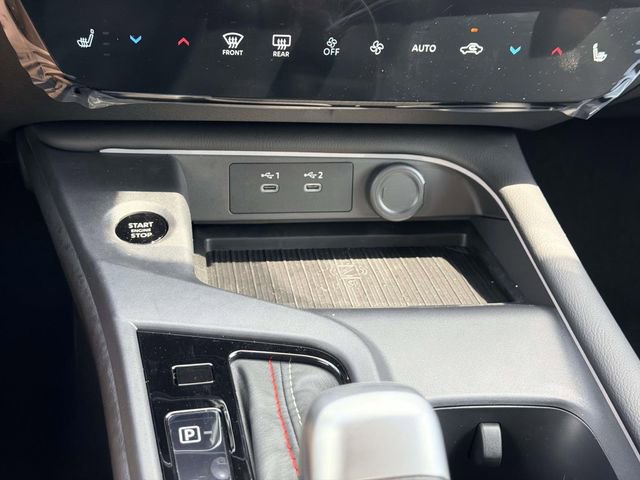 New 2026 Nissan Sentra SR w/ SR Premium Package FWD image 23