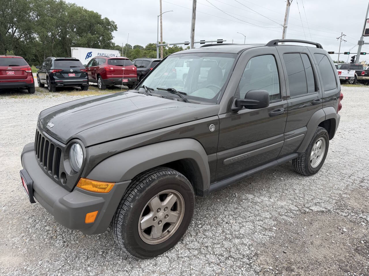 Used 2006 Jeep Liberty Sport AWD/4WD image 7