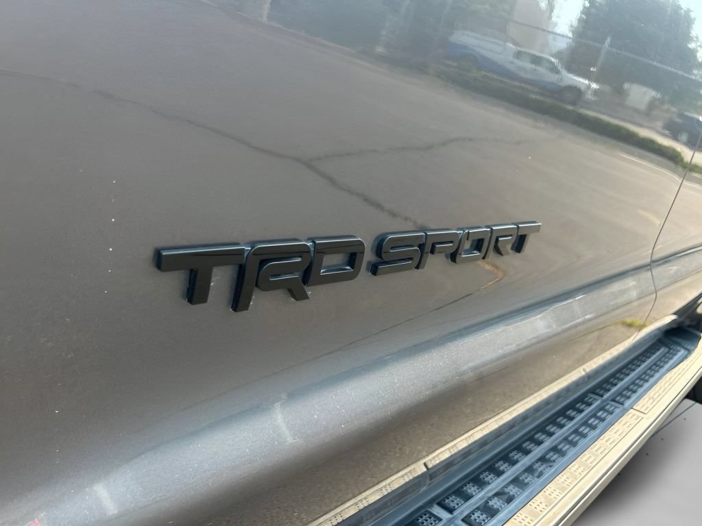 Used 2022 Toyota Sequoia TRD Sport AWD/4WD image 4