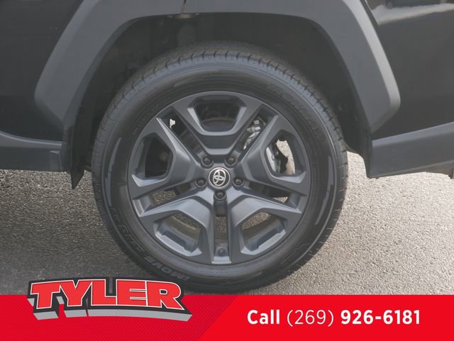 Used 2024 Toyota RAV4 Adventure AWD/4WD image 41