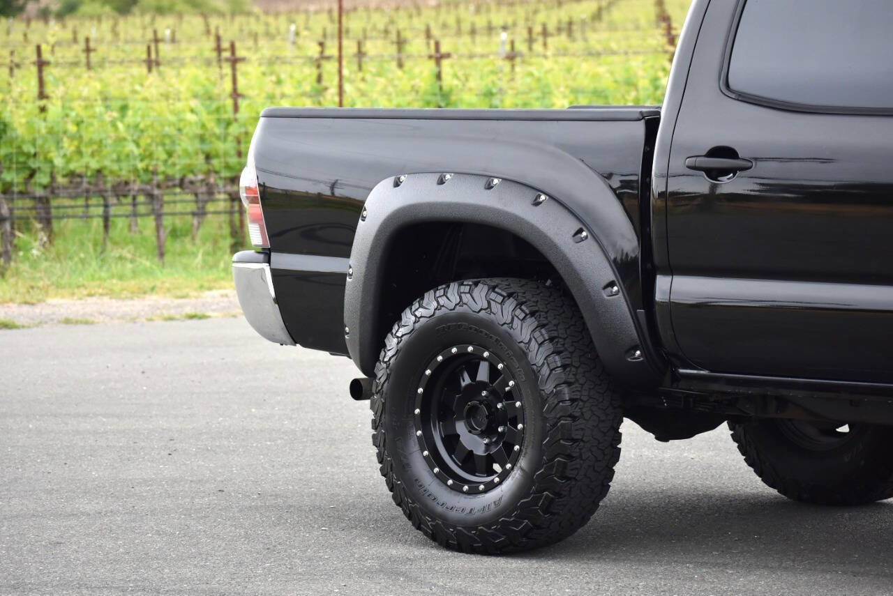 Used 2014 Toyota Tacoma 4x4 Double Cab w/ TRD Off-Road Package image 11