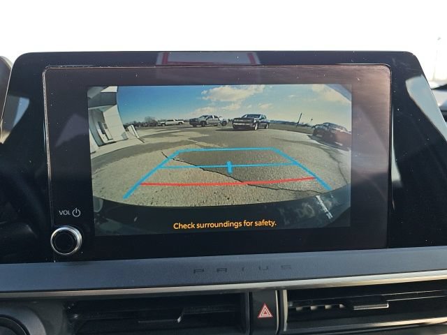 Used 2023 Toyota Prius LE image 18