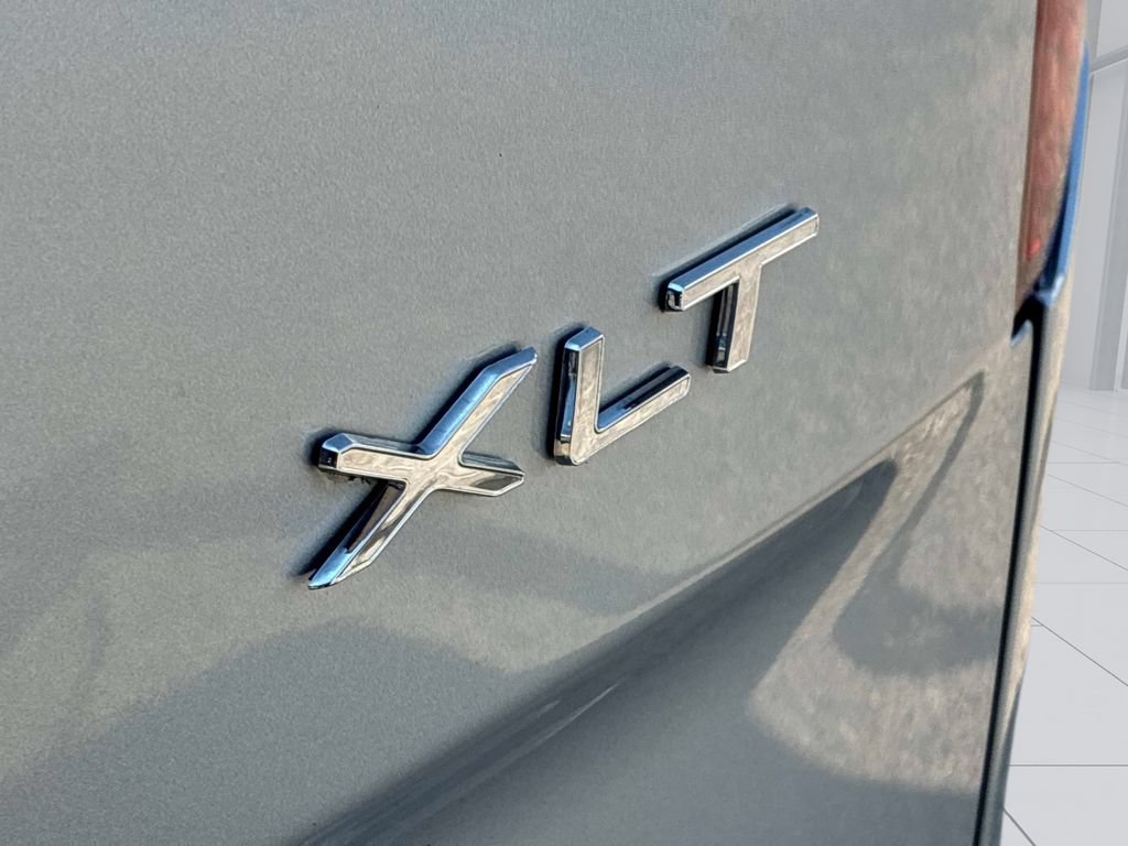 Used 2021 Ford Transit Connect XLT FWD image 16