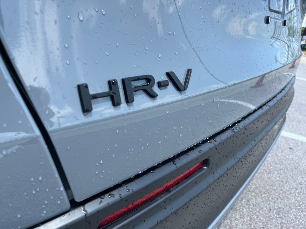 Certified 2027 Honda HR-V Sport image 7