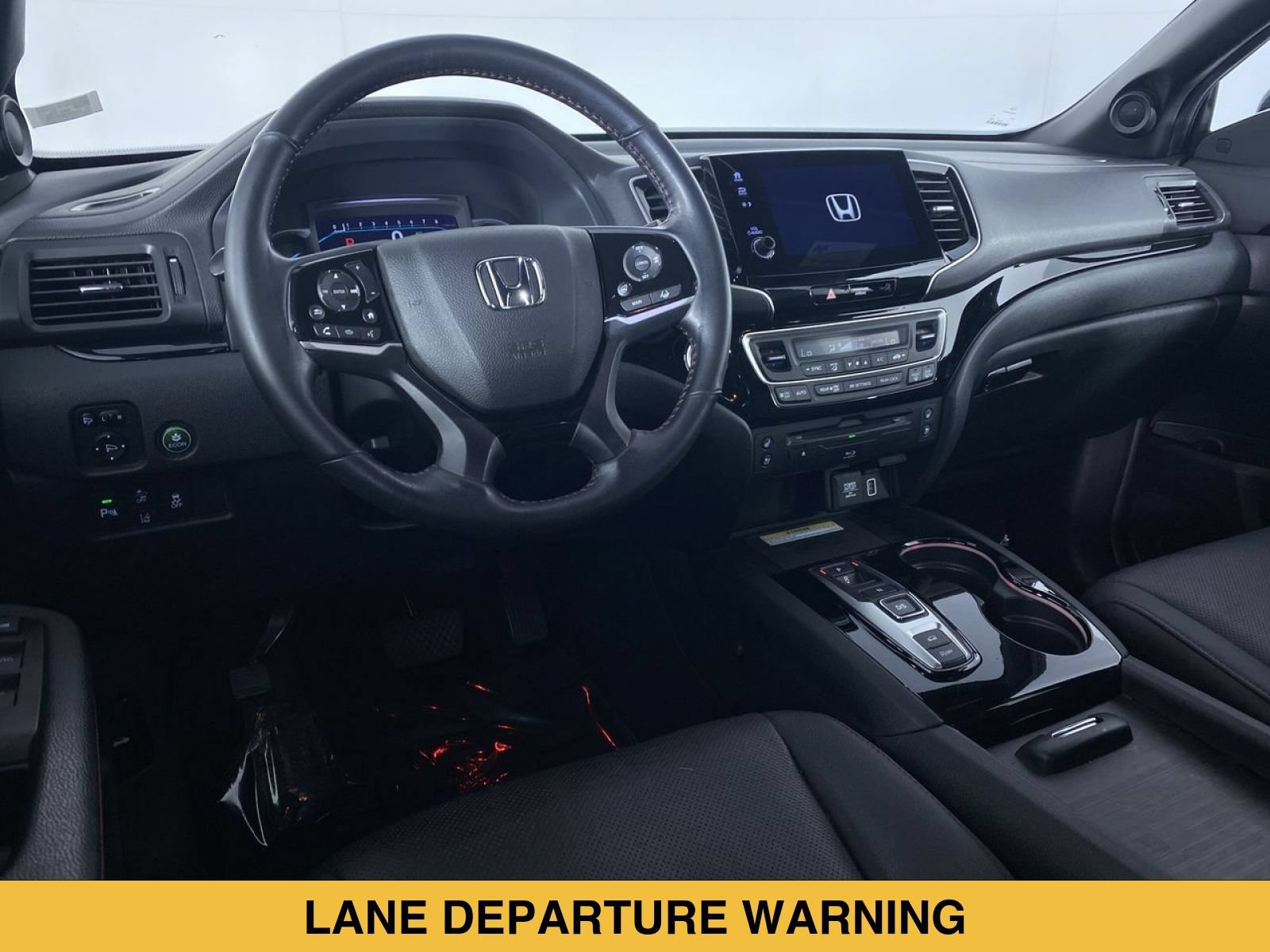 Used 2022 Honda Pilot Black Edition image 2
